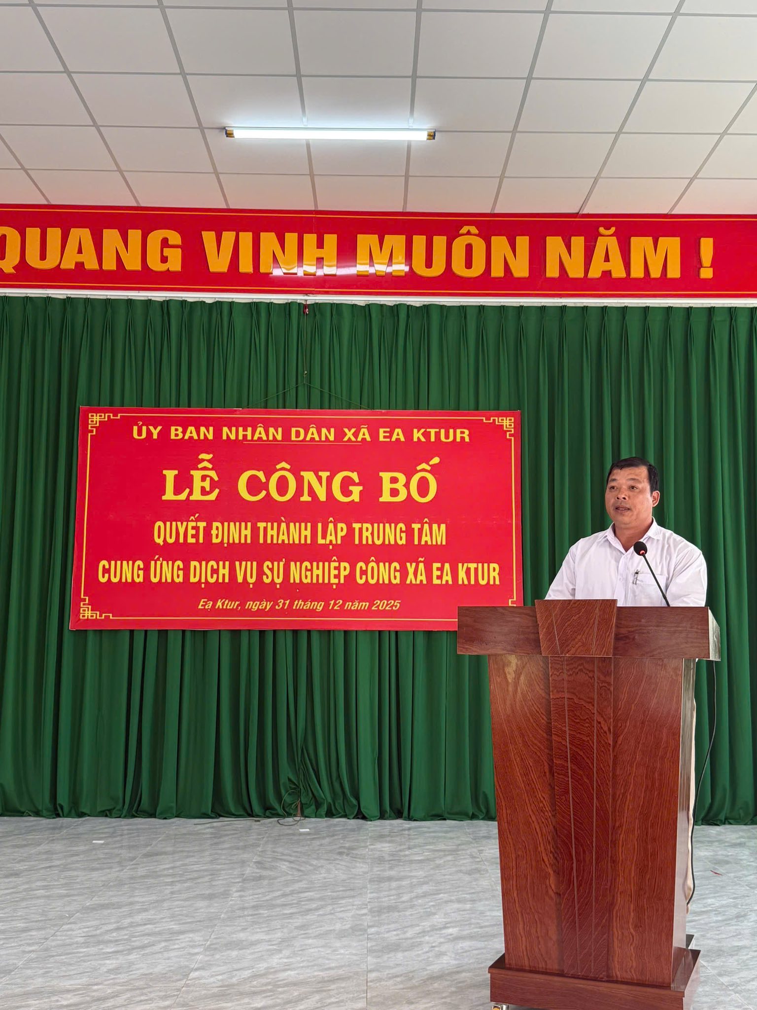 UBND xã Ea Ktur đã tổ chức Lễ Công bố Quyết định thành lập Trung tâm Cung ứng dịch vụ sự nghiệp công